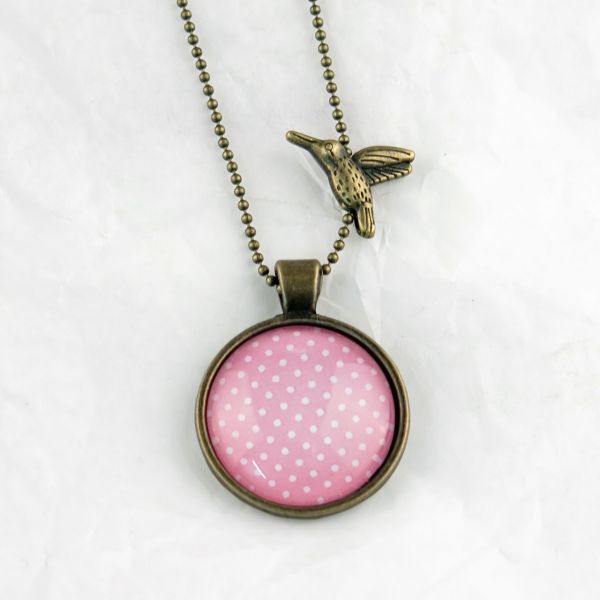 Medaillon-Halskette rosa/weisse Punkte